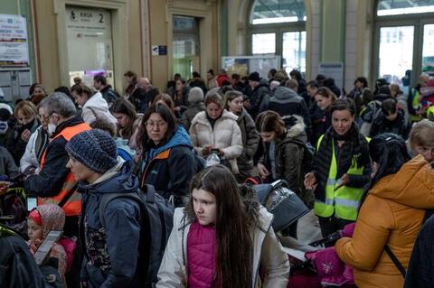 UN Says 4.5 Million Refugees Flee Ukraine