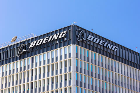 Boeing Commercial Jet Revenue Plummets to $4.3 In Q1 2021